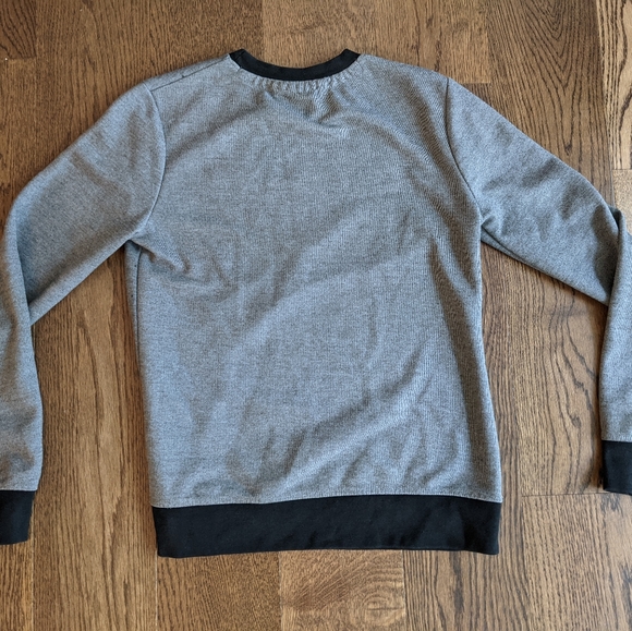 Disney Minnie Mouse Sweater - Picture 5 of 5